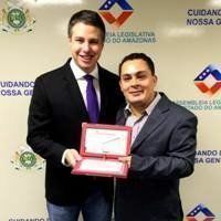 Com Arthur Bisneto